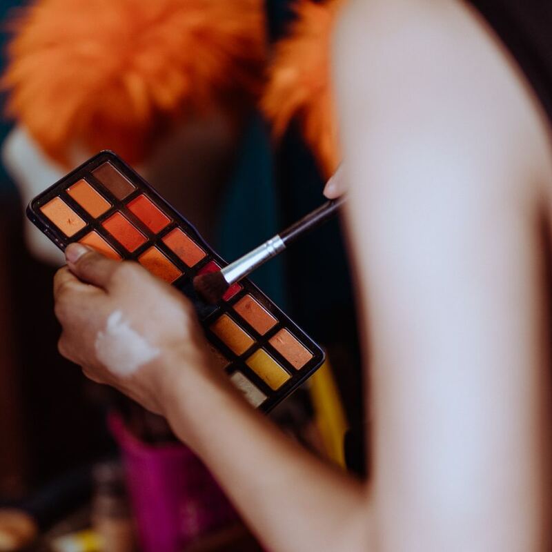 Paleta de maquiagem em close